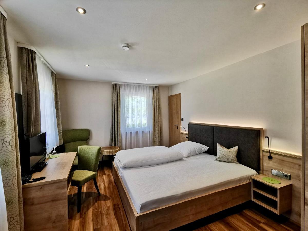 Hotel-gasthaus Zur Eiche Zajazd Hausach